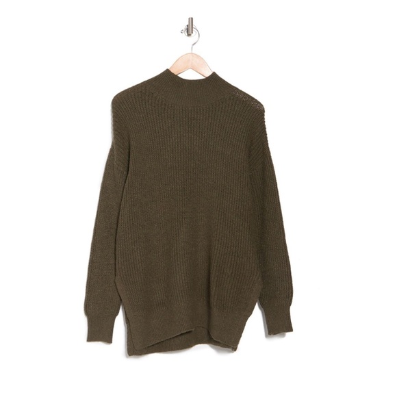 Abound Sweaters - ABOUND
Cozy Mock Neck Dolman Tunic Sweater In Olive Night